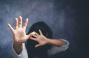 Haldwani Crime: मंदिर से मां के साथ लौट रही थी बेटी, 6 साल की बच्ची संग बैठा टैक्सी ड्राइवर, अचानक चिल्लाने लगी मासूम