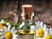 तनाव को मिनटों में दूर कर देंगे ये Essential Oils, नींद आएगी बेहतर और माइंड भी होगा रिलैक्स a