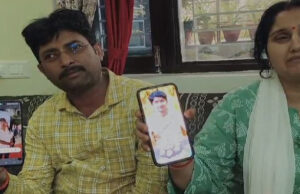 Haldwani News: मां और पिता ने अपने गुमशुदा बेटे से की अपील, बोले- बेटा जहां भी हो, चले आओ…अपहरण का भी केस दर्ज