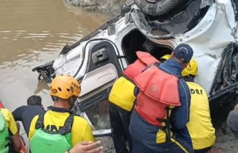 Uttarakhand: टिहरी में बड़ा हादसा, खाई में गिरी शादी में जा रही थार, एक ही परिवार के पांच लोगों की मौत