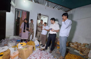 Haldwani News: बच्चों को पिला रहे थे डिटर्जेंट से बना जहरीला जूस, अफसरों ने मारा छापा, फैक्टरी सील