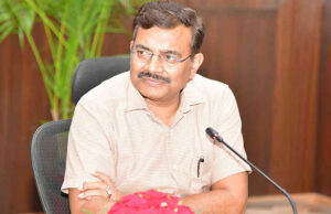 Uttarakhand: एक मई से सभी विभागों में बायोमीट्रिक हाजिरी अनिवार्य होगी, ये बनेगा प्रमोशन के समय आधार