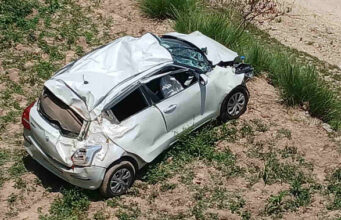 Uttarakhand: अंथवाल गांव के पास कार अनियंत्रित होकर खाई में गिरी, दर्दनाक हादसे ने ली 2 सगे भाइयों की जान