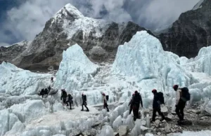 Uttarakhand: भारतीय सेना का विश्व रिकार्ड, एवरेस्ट की चोटी पर एकसाथ 22 फौजी, इतनी संख्या में अब तक नहीं चढ़ा दुनिया का कोई दल