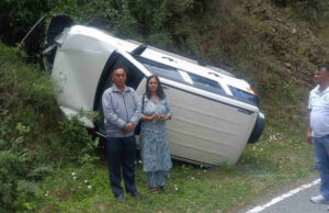 Dehradun: चकराता में हादसा…टाइगर फॉल के निरीक्षण के लिए जा रही जिला पर्यटन अधिकारी की कार दुर्घटनाग्रस्त