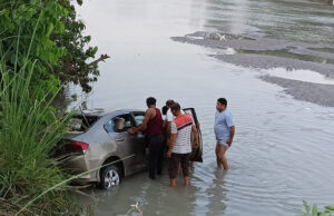 Roorkee: मंगलौर में बड़ा हादसा…मोहम्मदपुर झाल के पास अनियंत्रित होकर गंगनहर में गिरी कार, कारोबारी की मौत