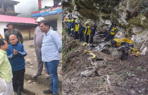 Uttarakhand: यमुनोत्री हादसा, पिता का छलका दर्द…बोले-आंखों के सामने मलबे में ओझल हो गई बेटी, लगाते रहे ढूंढने की गुहार