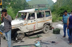 Uttarakhand News: चमोली में दर्दनाक हादसा, बदरीनाथ से लौट रहा वाहन हादसे का शिकार; एक की मौत और चार घायल
