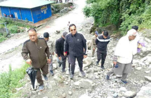 Rudraprayag News: सोनप्रयाग पहुंचे बीकेटीसी के अध्यक्ष, किया केदारनाथ मार्ग पर भूस्खलन प्रभावित क्षेत्र का निरीक्षण