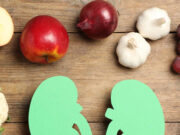 किडनी में जमा गंदगी साफ करने के लिए खाएं ये 8 फूड्स, नेचुरल डिटॉक्स के लिए बनाएं डाइट का हिस्सा a