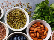 थोड़ी-सी मेहनत में ही हो जाती है बैटरी डाउन? स्टैमिना बढ़ाने के लिए रोजाना खाएं ये 7 सुपरफूड्स a