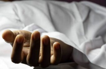 Uttarakhand: ऋषिकेश में खाली मैदान में मिला कांवड़ यात्री का शव, शरीर पड़ा नीला, सर्प दंश से मौत की आशंका