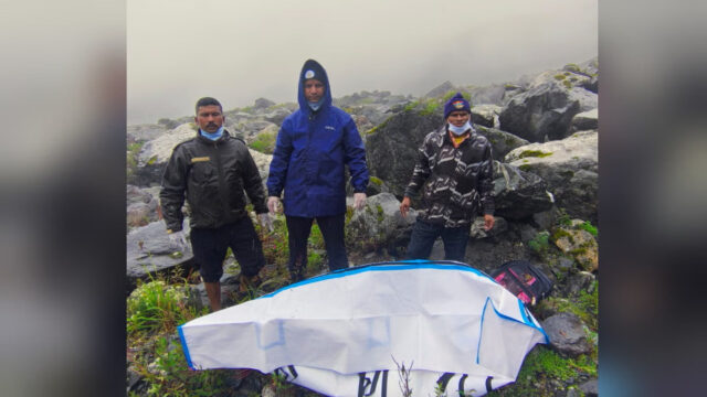 carabugdha-ka-pasa-mal-nara-kakal_27f03386fa71e85ea2ffd02f0ccc5202 (1)