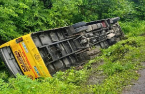 Uttarakhand Road Accident: स्कूल बस पलटी…बच्चों में मची चीख-पुकार, वाहन में 30 बच्चे थे सवार; ऐसे हुआ हादसा
