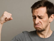 बढ़ती उम्र में कमजोर होने लगती हैं मांसपेशियां, इन्हें मजबूत बनाए रखने के लिए अपनाएं ये 6 आदतें 8