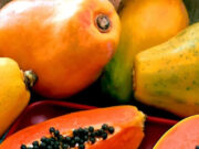 हार्ट डिजीज और कैंसर से बचाव का रामबाण: कच्चे पपीते के 7 जबरदस्त फायदे a