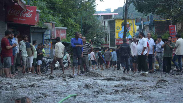 dehradun-flood_13109857eea96abed10544ea9d2aef87 (1)