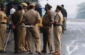 Uttarakhand: खाकी की शर्मनाक हरकत, थाने में निर्वस्त्र कर डंडों व बेल्ट से पीटा, पिलाया पेशाब