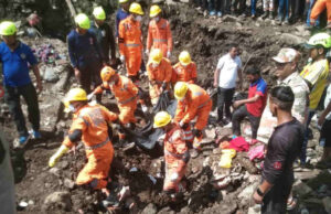 Chamoli Cloudburst: नंदानगर में मलबे से पांच और शव बरामद, सात पहुंची मृतकों की संख्या, लापता दो की तलाश जारी