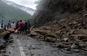 Uttarakhand Disaster: पहाड़ के 5125 गांवों में बर्बादी के निशान छोड़ गई आपदा, बिजली के ढांचे को भारी नुकसान