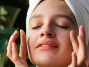 त्वचा पर भी दिखते हैं बढ़े हुए यूरिक एसिड के 5 संकेत, भूलकर भी न करें अनदेखा a