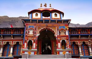 Uttarakhand: शीतकालीन पूजा स्थलों पर होंगे विशेष प्रबंध, तीन धामों के बाद अब बदरीनाथ के कपाट होंगे बंद
