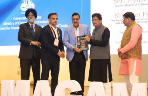 Uttarakhand News: उपलब्धि…ईज ऑफ डूइंग में उत्तराखंड को मिला टॉप अचीवर्स पुरस्कार, दिल्ली में मिला सम्मान