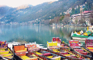 Uttarakhand: नैनीताल में आठ डिग्री सेल्सियस पहुंचा न्यूनतम पारा, सुबह-शाम हो रहा है ठंडा; इस वजह से लोग परेशान