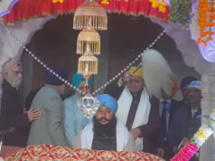 Veer Bal Diwas: कीर्तन में गुरुद्वारे पहुंचे सीएम धामी, नन्हें वीरों को किया याद, कहा-ये बलिदान नहीं भुला सकते