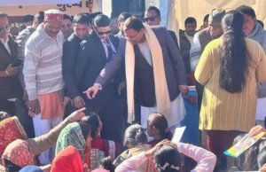 Uttarakhand: मुख्यमंत्री धामी बोले, आमजन के द्वार पहुंच समस्याओं का त्वरित निदान करें अधिकारी