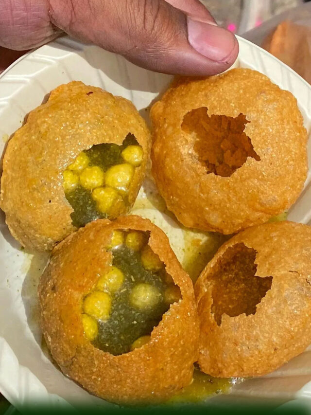 गोलगप्पे खाने से हो सकती है ये बीमारी, AIIMS के डॉक्टर ने कहा खाने से पहले दो बार जरूर सोचें