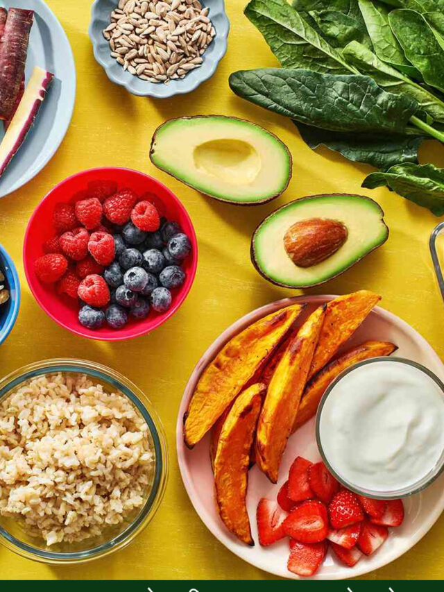 घर का हेल्दी खाना खाने के बावजूद बढ़ रहा है वजन? जिम्मेदार हो सकती हैं आपकी ही 7 गलतियां