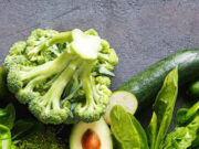 न्यूट्रिशनिस्ट ने बताई 7 ‘जादुई’ हरी सब्जियां, जो 7 गंभीर स्वास्थ्य समस्याओं का रामबाण इलाज हैं 7