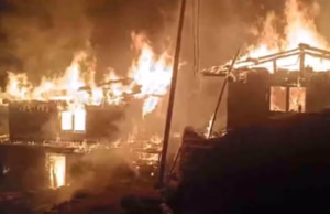 Uttarkashi News: आग की चपेट में आए दो आवासीय मकान, उत्तरकाशी मोरी के खन्ना में देर रात हुई घटना