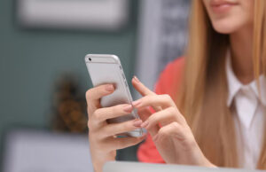 Uttarakhand: खुशखबरी! अब घर बैठे दर्ज होंगी जमीन संबंधी शिकायतें, CM धामी जल्द लांच करेंगे नया पोर्टल