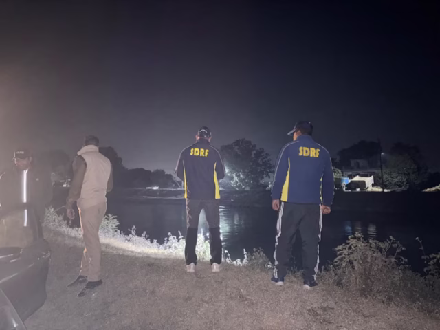 yavaka-ka-talsha-karata-tama_9cf019aacb61ee82db2eb1e17ed63b99