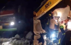 Devprayag News : ऋषिकेश-बदरीनाथ हाईवे के पास तोताघाटी में ट्रक पर गिरा विशाल बोल्डर, चालक की मौके पर मौत