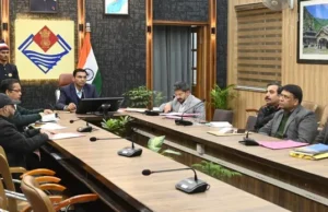 Uttarakhand: देहरादून में सड़कों की खुदाई पर डीएम का सख्त एक्शन, सात एजेंसियों के परमिट रद