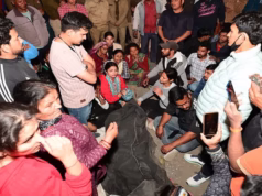 Haldwani: बाघ के हमले में दो महिलाओं की मौत के बाद लोगों ने लगाया जाम, वन विभाग का गेट तोड़ने का किया प्रयास