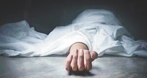 Sitarganj: हल्द्वानी मंडी से घर लौट रहे बाइक सवार युवक की सड़क हादसे में दर्दनाक मौत, भाई की शादी से पहले परिवार में मातम