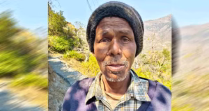 Rudraprayag: न बोल पाए, न सुन पाए; दो बैलों के सहारे ज़िंदगी, अभावों के पहाड़ तले दबे नरेंद्र की दर्दभरी कहानी