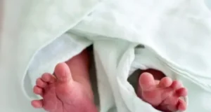 Uttarakhand: उत्तराखंड में कक्षा 9वीं की छात्रा ने दिया बच्चे को जन्म, प्रोबेशन अधिकारी की देख-रेख में हुआ नामकरण संस्कार