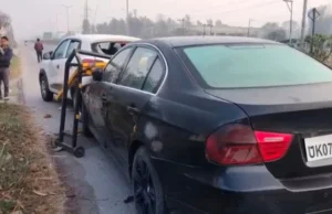 Uttarakhand: हरिद्वार-देहरादून राजमार्ग पर तेज रफ्तार BMW ने पुलिसकर्मियों को रौंदा, चौकी इंचार्ज समेत 3 लोग जख्मी