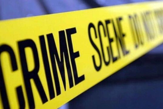 Uttarakhand: चमोली, पति ने पहले पत्नी व बेटे पर धारदार हथियार से किया जानलेवा हमला, फिर फांसी लगाकर कर ली आत्महत्या