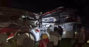 Uttarakhand: नेपाल बॉर्डर के पास बड़ा हादसा, बरातियों से भरी बस गहरी खाई में गिरी, 13 लोगों की मौत, 34 घायल