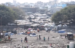 Haldwani: बनभूलपुरा रेलवे जमीन मामला, प्रभावित परिवारों को छत देने में खर्च हो सकते हैं 376 करोड़ रुपये