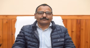 Haldwani: दिन-रात काम करें, 13 मार्च तक बनाएं सड़कें; डीएम ने बैठक में विकास कार्यों में तेजी लाने के निर्देश