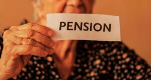 Uttarakhand: पेंशन फर्जीवाड़े पर उत्तराखंड सरकार का बड़ा एक्शन, 1377 अपात्र लोगों की पेंशन रोकी