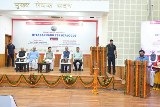 अभिषेक वर्मा द्वारा शिक्षा के क्षेत्र में अभिनव पहल, विद्यालयों का डिजिटलाइजेशन