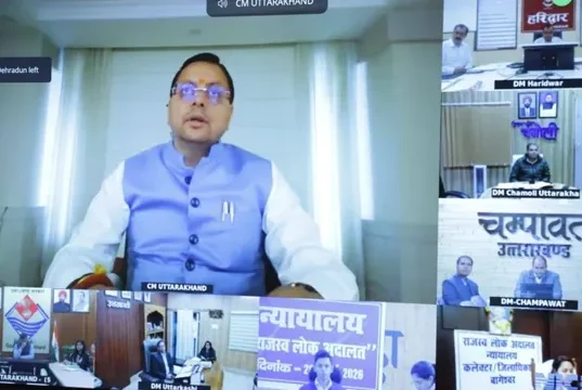उत्तराखंड: CM धामी ने राजस्व लोक अदालत का किया शुभारंभ, लंबित मामलों का होगा त्वरित निपटारा